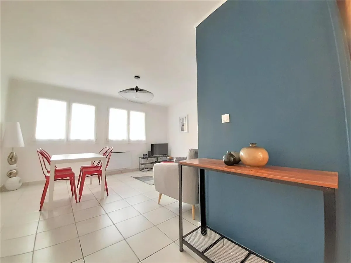 Apartment Les Peupliers Appartement Centre Ville D'Aix Avec 3 Chambres Et Parking Prive Aix-en-Provence