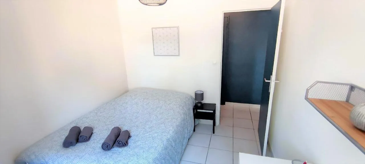 Apartment Les Peupliers Appartement Centre Ville D'Aix Avec 3 Chambres Et Parking Prive Aix-en-Provence