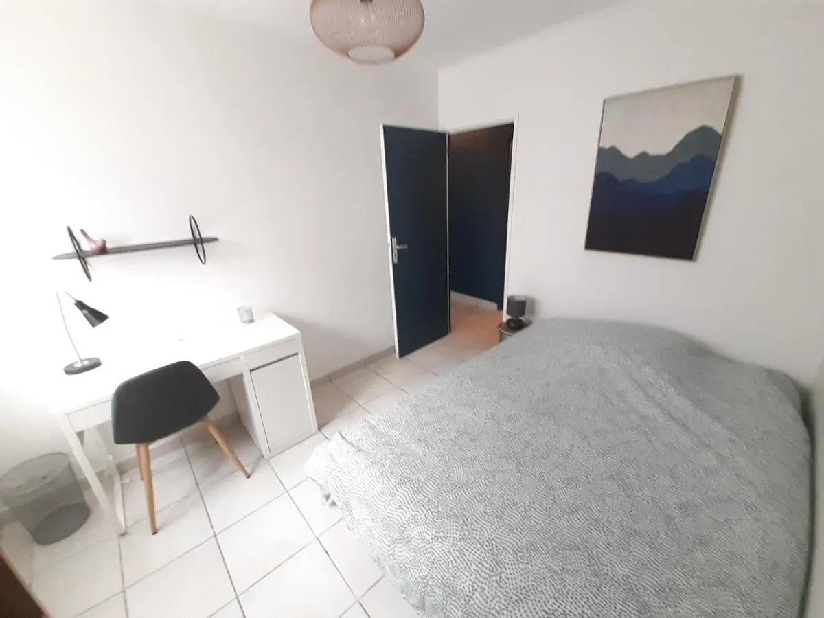 Les Peupliers Appartement Centre Ville D'Aix Avec 3 Chambres Et Parking Prive Aix-en-Provence Apartment