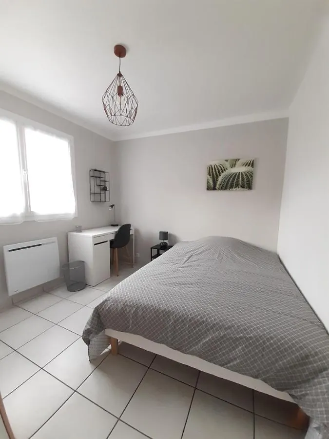 Les Peupliers Appartement Centre Ville D'Aix Avec 3 Chambres Et Parking Prive Aix-en-Provence Apartment
