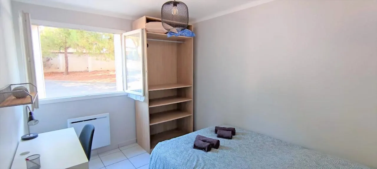 Apartment Les Peupliers Appartement Centre Ville D'Aix Avec 3 Chambres Et Parking Prive Aix-en-Provence