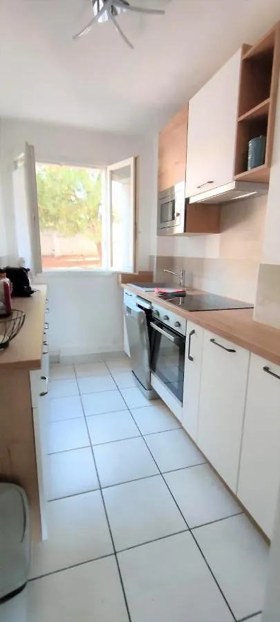 Les Peupliers Appartement Centre Ville D'Aix Avec 3 Chambres Et Parking Prive Aix-en-Provence